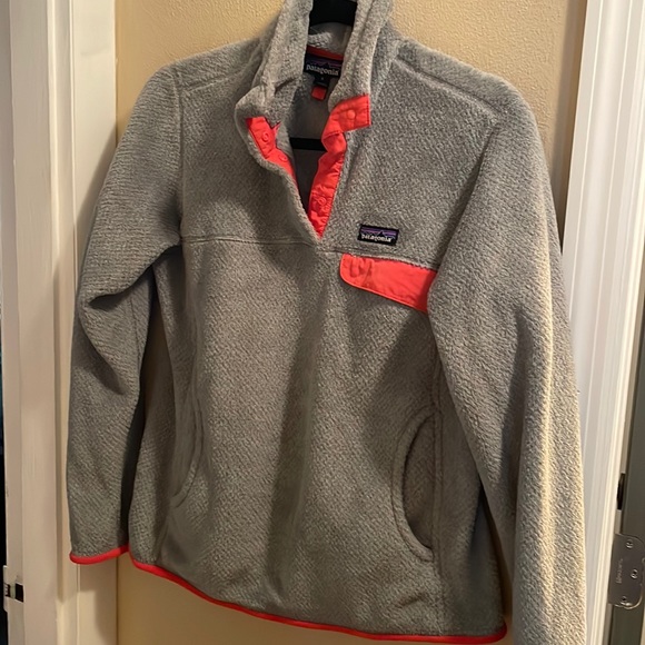 Patagonia Jackets & Blazers - Patagonia Gray and Coral quarter snap fleece. So soft! Medium. Very nice